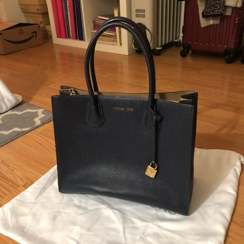 Michael Kors Mercer Tote